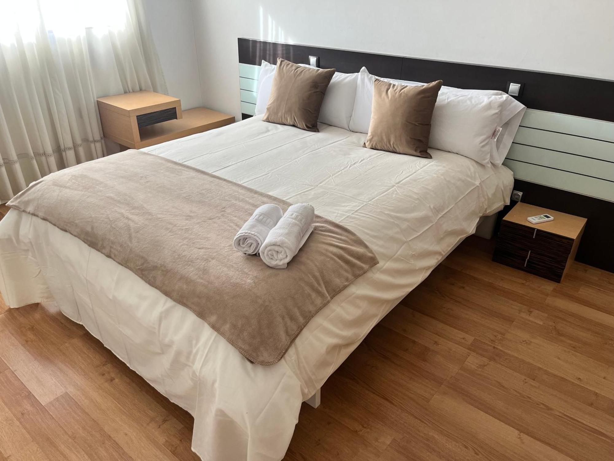 Apartamento En Zaragoza3 Buitenkant foto